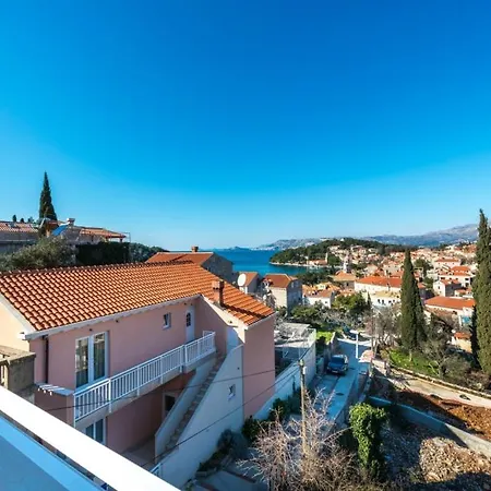 Apartment In With Sea View, Balcony, Air Conditioning, Wifi 4979-4 *