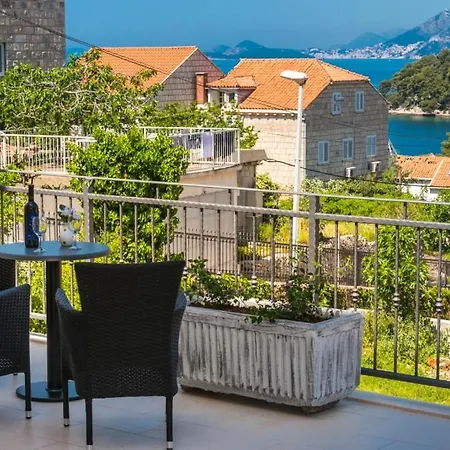 In With Sea View, Balcony, Air Conditioning, Wifi 4979-4 * Cavtat