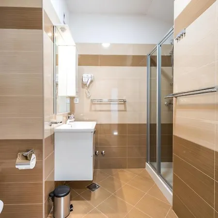 In With Sea View, Balcony, Air Conditioning, Wifi 4979-4 *